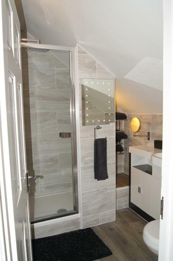 Edge Of Glastonbury And Street Town Centre, 2Bd Apt With Parking Daire Dış mekan fotoğraf